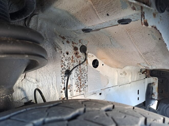 Ford Transit-10