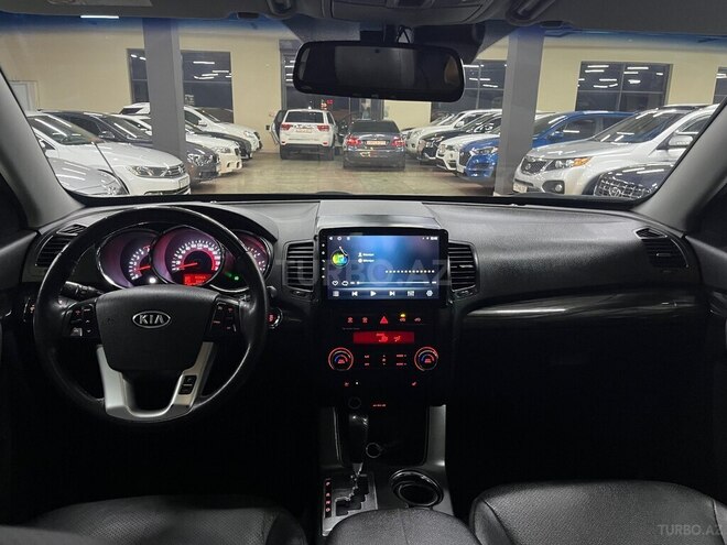 Kia Sorento-14