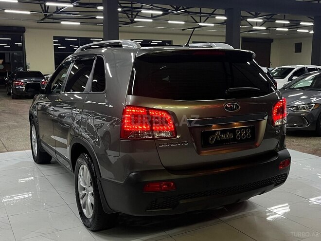 Kia Sorento-6