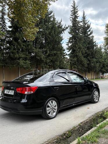 Kia Cerato-5