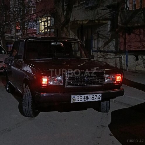 LADA (VAZ) 2107-15