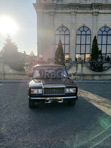 LADA (VAZ) 2107-1