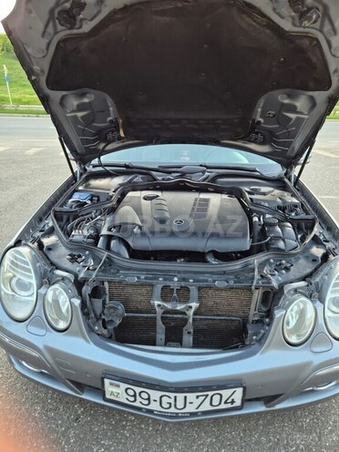 Mercedes E 220-10