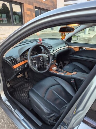 Mercedes E 220-8