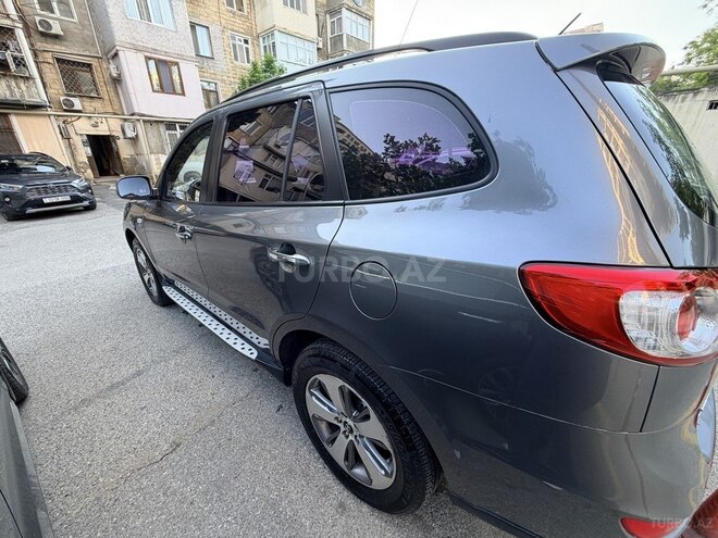 Hyundai Santa Fe-3