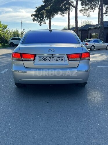 Hyundai Sonata-15