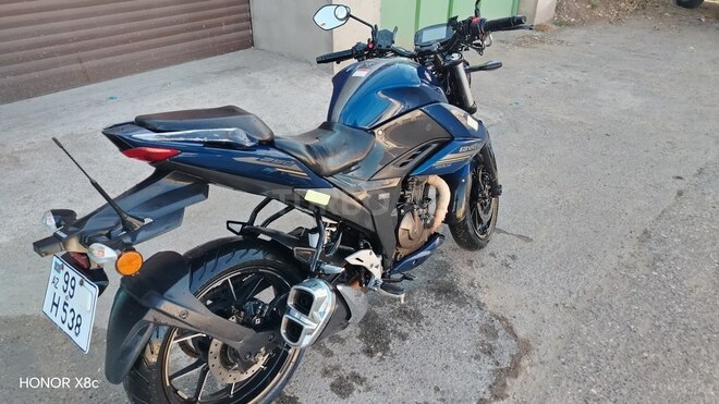 Suzuki V-Strom 250-2