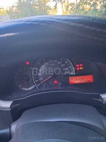 Nissan Micra-6