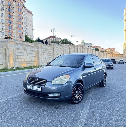 Hyundai Accent-1