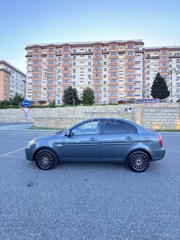 Hyundai Accent-3