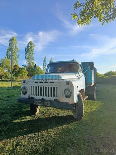 GAZ 52-1