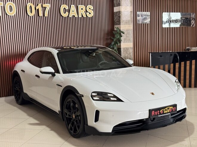 Porsche Taycan 4S Cross Turismo-3