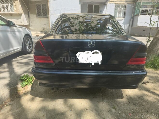 Mercedes C 200-2