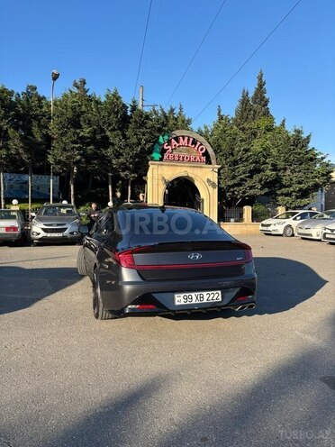 Hyundai Sonata-2
