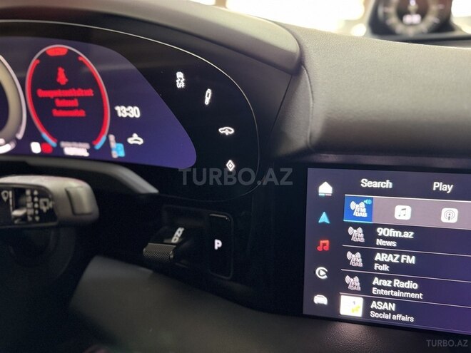 Porsche Taycan 4S Cross Turismo-21