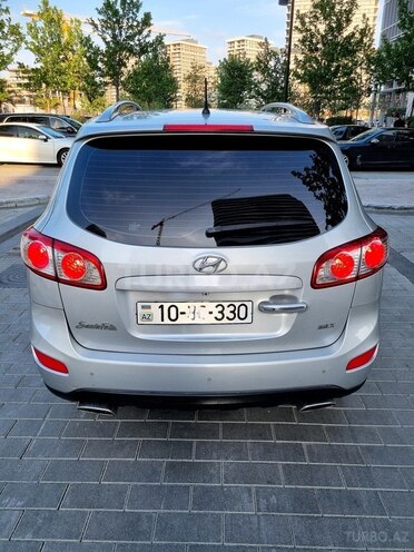 Hyundai Santa Fe-3