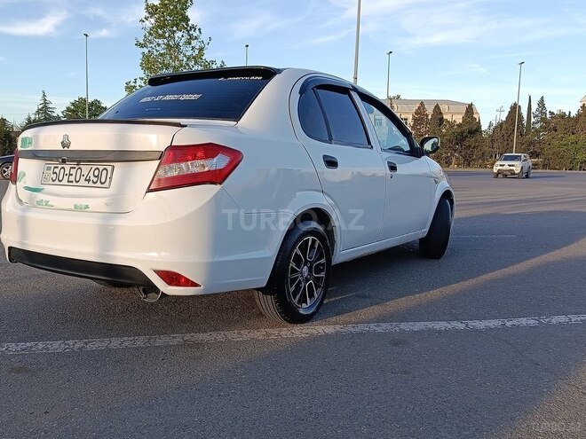 Saipa Saina-3