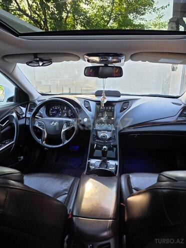 Hyundai Azera-3