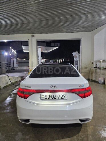 Hyundai Azera-2