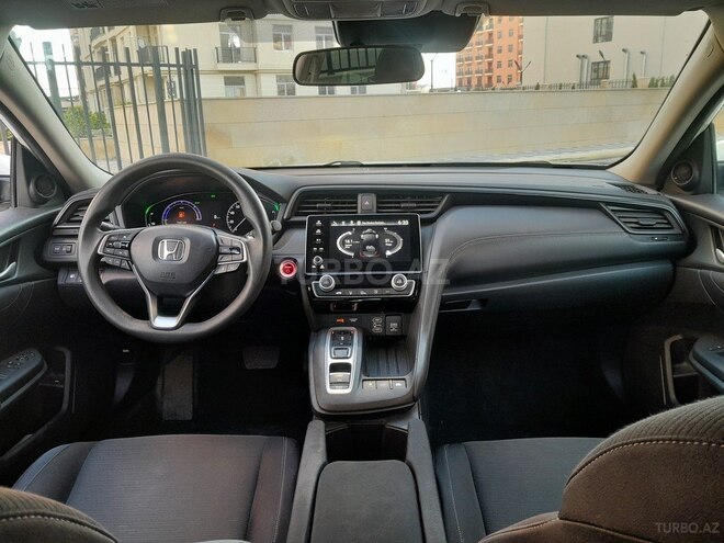 Honda Insight-11