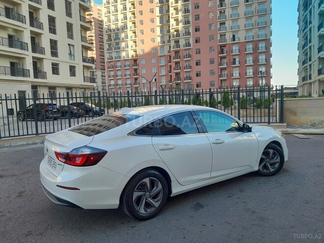 Honda Insight-7