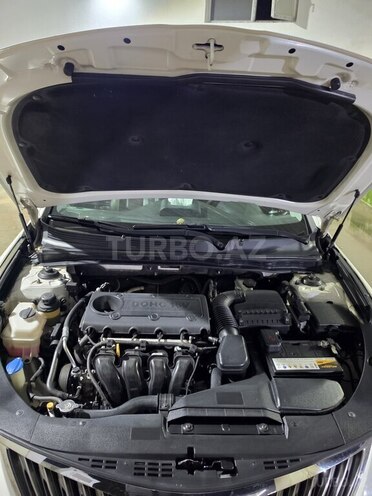 Hyundai Azera-6
