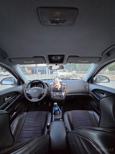 Kia Ceed SW-6