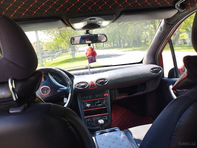 Mercedes A 160-2