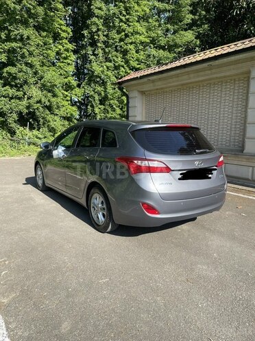 Hyundai i30-6