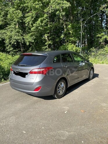 Hyundai i30-7