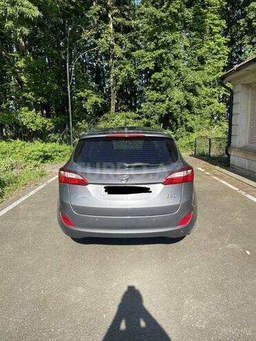 Hyundai i30-5