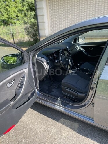 Hyundai i30-9