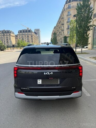 Kia Carnival 2025, 4,600 km - 1.6 l - Bakı