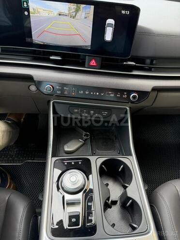 Kia Carnival 2025, 4,600 km - 1.6 l - Bakı