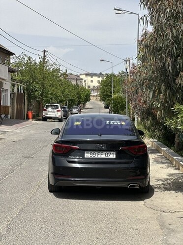 Hyundai Sonata-13
