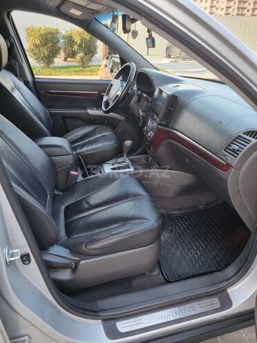 Hyundai Santa Fe-14