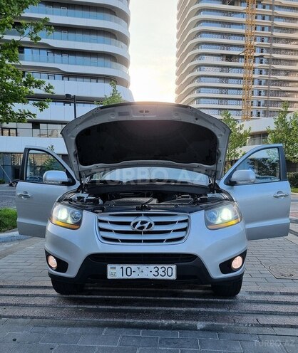 Hyundai Santa Fe-11