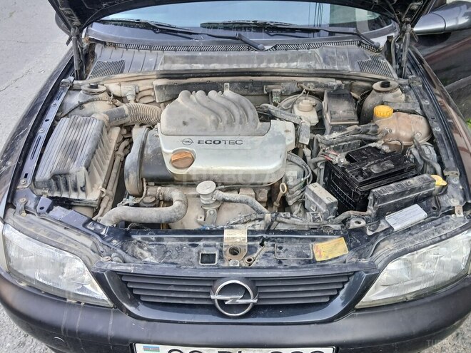 Opel Vectra-8