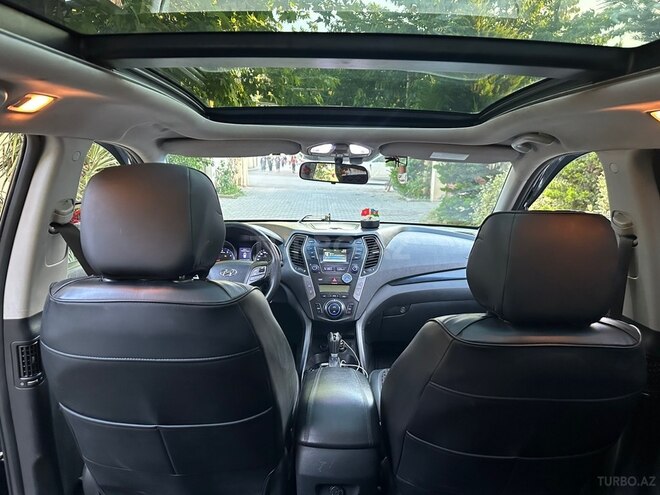 Hyundai Santa Fe-15