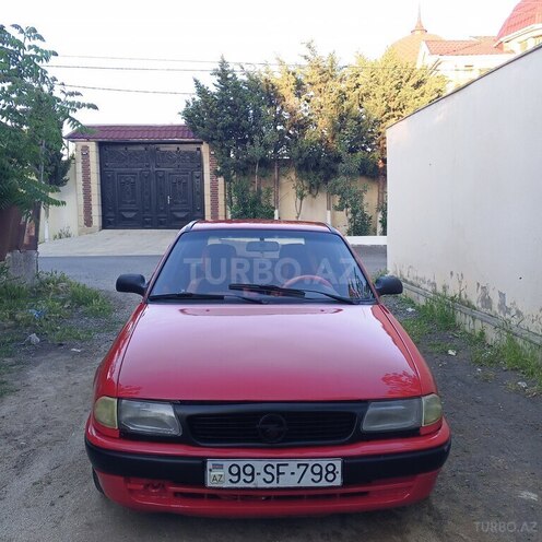 Opel Astra-1