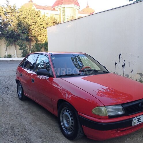 Opel Astra-4