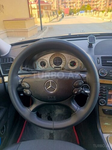Mercedes E 220-4