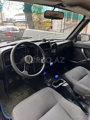 LADA (VAZ) Niva-6