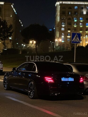 Mercedes E 300-5
