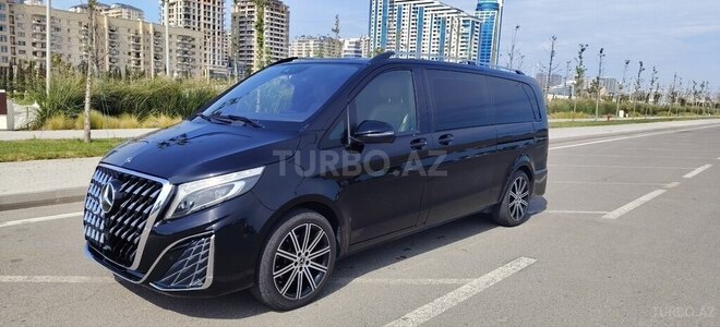 Mercedes Viano-4