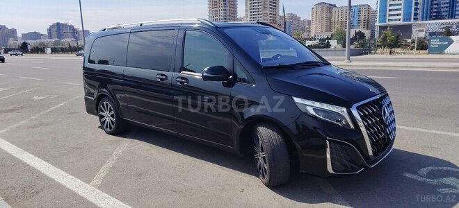 Mercedes Viano-8