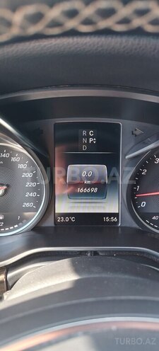 Mercedes Viano-12
