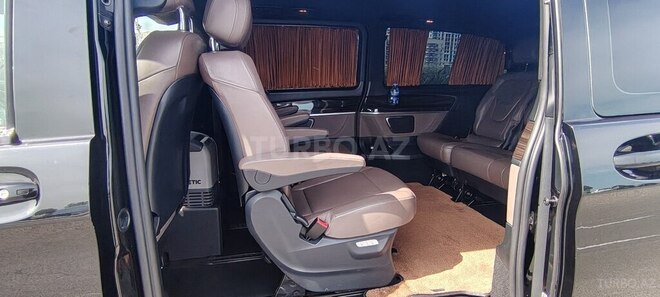 Mercedes Viano-15
