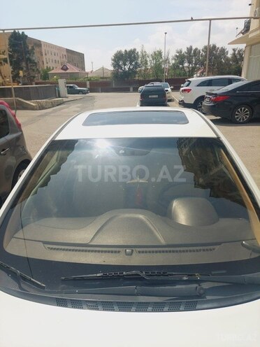Hyundai Elantra-6