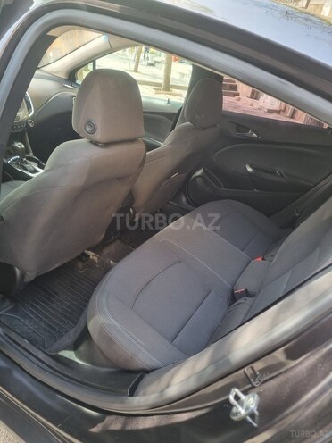 Chevrolet Cruze-6
